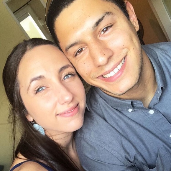 Meet your Posher, Savannah - Picture 1 of 2